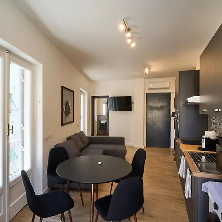 La Ducale Collection - Casa Aurea & Loft Cantelmo Daire *